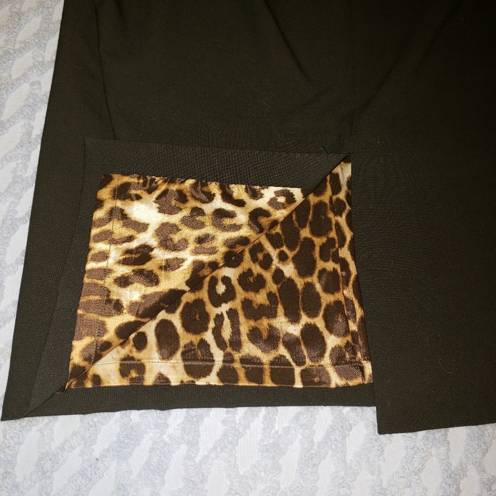 Express black pencil skirt size 4 EUC - Picture 3 of 4